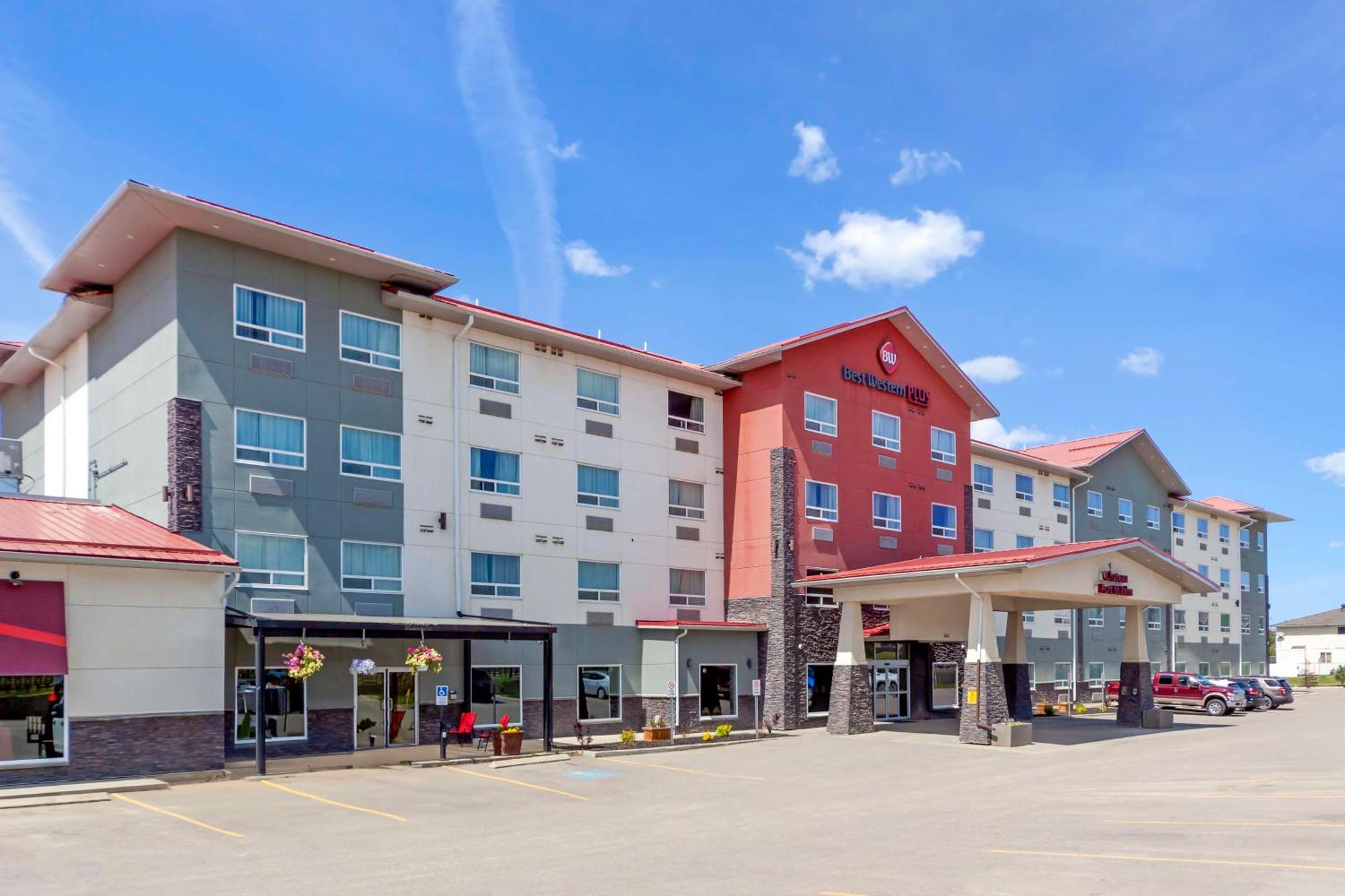 ホテル ベスト ウェスタン プラス シャトー フォート セント ジョン Fort St. John エクステリア 写真